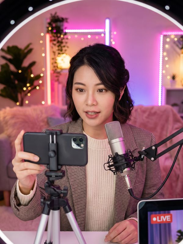 番茄视频原创视频-甜美主播直播分享